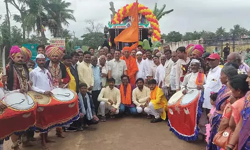 हडपद अप्पन्ना जयंती उत्सव: मूल्य-आधारित जीवन के लिए सेवा आवश्यक हडपद अप्पन्ना जयंती उत्सव: मूल्य-आधारित जीवन के लिए सेवा आवश्यक