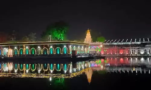 Shravan : सिद्धेश्वर के दर्शन के लिए उमड़े लाखों श्रद्धालु