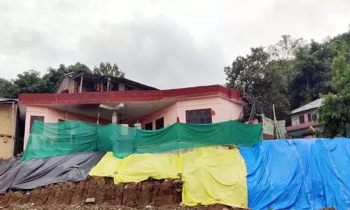 Kangra में 4-लेन निर्माण कार्य से घरों को खतरा, परिवार चिंतित