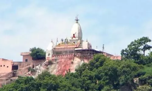 मनसा देवी मंदिर में धार्मिक सभा के दौरान भगदड़, कई घायल