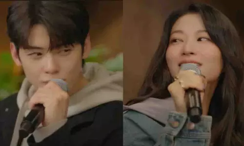 Cha Eun-woo, आर्डेन चो ने वास्तविक जीवन के जिनु और रूमी के रूप में फ्री कवर जारी किया