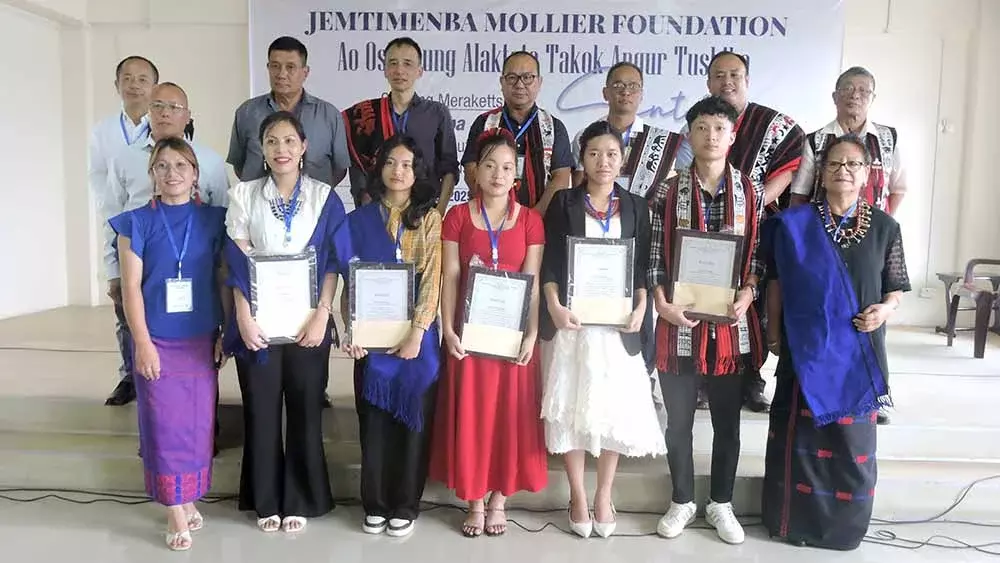 JMF ने एओ बोली में मेधावी उपलब्धि हासिल करने वालों को सम्मानित किया JMF ने एओ बोली में मेधावी उपलब्धि हासिल करने वालों को सम्मानित किया