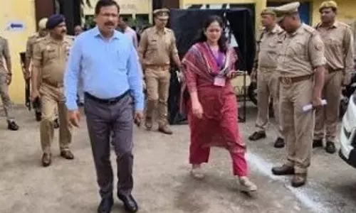 Jalaun: समीक्षा अधिकारी परीक्षा शांतिपूर्ण सम्पन्न, हजारों परीक्षार्थी रहे गैरहाज़िर Jalaun: समीक्षा अधिकारी परीक्षा शांतिपूर्ण सम्पन्न, हजारों परीक्षार्थी रहे गैरहाज़िर