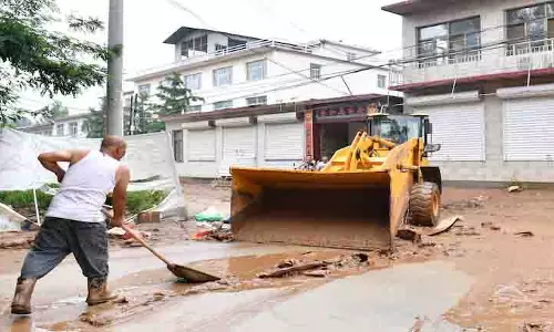 उत्तरी चीन में बारिश से 2 लोगों की मौत, हजारों लोगों को घर बदलने पर मजबूर होना पड़ा