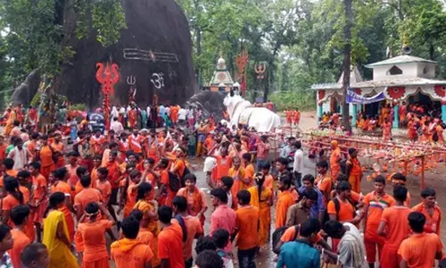 छोटे टीले से 80 फीट तक, हर साल बढ़ता है महादेव का अर्धनारीश्वर शिवलिंग