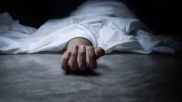 Kerala: अट्टिंगल में घर के सामने महिला की बिजली गिरने से मौत Kerala: अट्टिंगल में घर के सामने महिला की बिजली गिरने से मौत