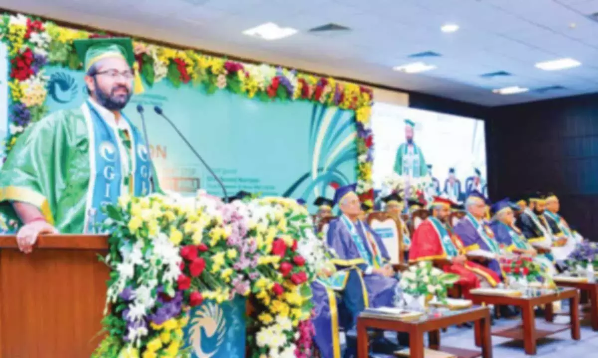 Andhra: 16वें स्नातक समारोह में 3,513 छात्रों को डिग्री प्राप्त हुई