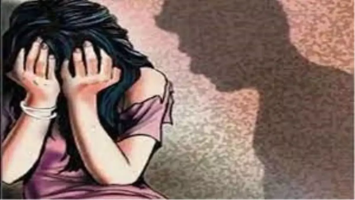 MP: शादी का झांसा देकर विवाहिता से दुष्कर्म, आरोपी ने दूसरी युवती से रचाई शादी MP: शादी का झांसा देकर विवाहिता से दुष्कर्म, आरोपी ने दूसरी युवती से रचाई शादी