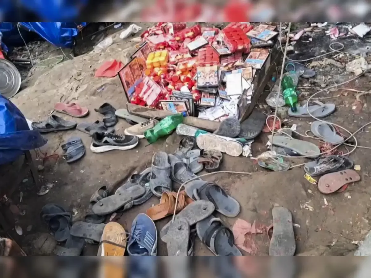 भारत में मंदिरों और अन्य धार्मिक समारोहों में हुई प्रमुख भगदड़ की सूची भारत में मंदिरों और अन्य धार्मिक समारोहों में हुई प्रमुख भगदड़ की सूची