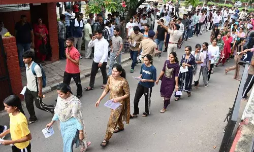 विशेष बस सेवा, भोजन, आवास उम्मीदवारों के लिए परेशानी मुक्त CET अनुभव सुनिश्चित