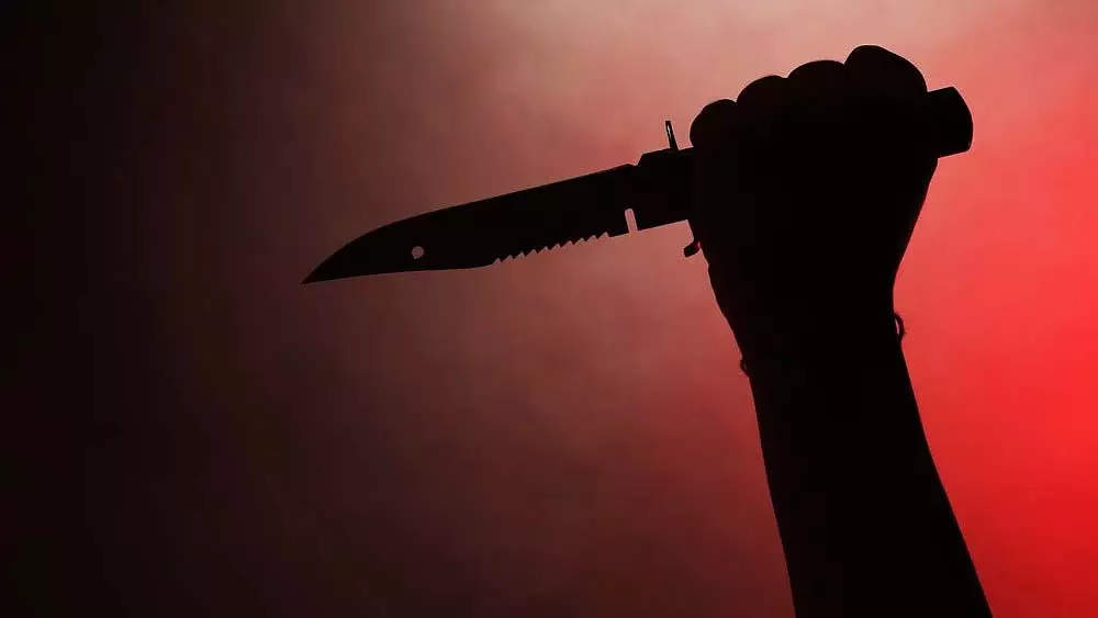 इंदौर में लोन वसूली के नाम पर हिंसा, पुलिस जांच जारी इंदौर में लोन वसूली के नाम पर हिंसा, पुलिस जांच जारी