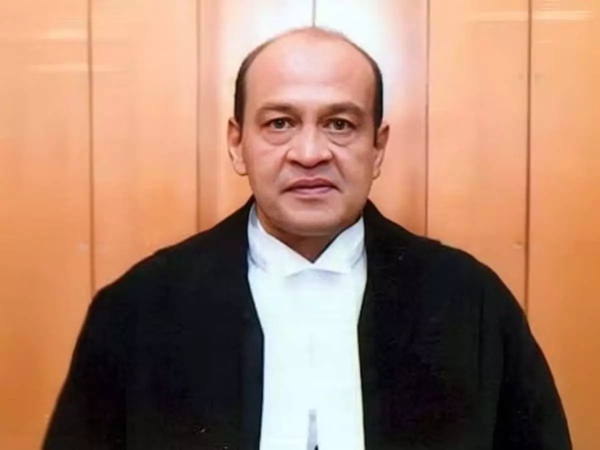 बेहद शातिर है जस्टिस यशवंत वर्मा, नाम छिपाकर XXX लिखा याचिका में बेहद शातिर है जस्टिस यशवंत वर्मा, नाम छिपाकर XXX लिखा याचिका में