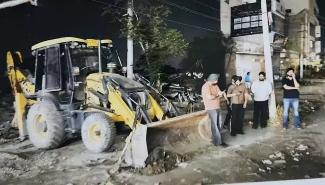 अवैध रूप से संपत्ति पर कब्जा करने के प्रयास में 4 पर मामला दर्ज अवैध रूप से संपत्ति पर कब्जा करने के प्रयास में 4 पर मामला दर्ज