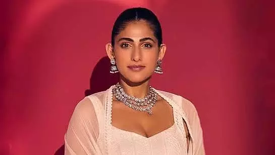 कुब्रा सैत ने खोले दिल के राज़, रिलेशनशिप में होने की पुष्टि की कुब्रा सैत ने खोले दिल के राज़, रिलेशनशिप में होने की पुष्टि की