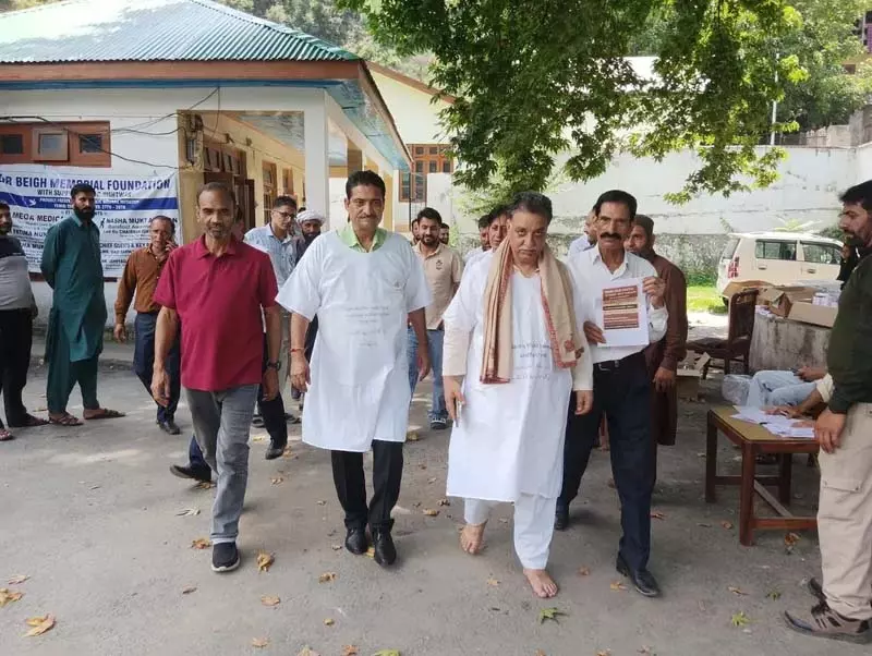 किश्तवाड़ में तीन दिवसीय चिकित्सा शिविर शुरू किश्तवाड़ में तीन दिवसीय चिकित्सा शिविर शुरू