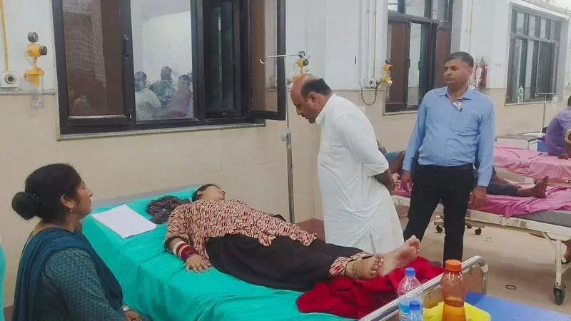 गांवों में स्वास्थ्य सेवाओं को मजबूत करने के लिए सरकार ने लिया संकल्प गांवों में स्वास्थ्य सेवाओं को मजबूत करने के लिए सरकार ने लिया संकल्प