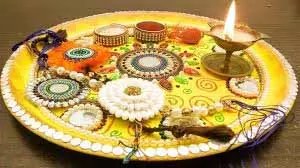 Rakshabandhan: बहनें राखी की थाली में जरूर रखें ये 5 चीजें, चमक जाएगी भाई की किस्मत Rakshabandhan: बहनें राखी की थाली में जरूर रखें ये 5 चीजें, चमक जाएगी भाई की किस्मत