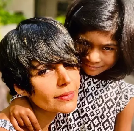 पांच साल पहले, सूरज की छोटी सी किरण हमारे जीवन में आई, बेटी तारा के लिए मंदिरा बेदी ने किया पोस्ट पांच साल पहले, सूरज की छोटी सी किरण हमारे जीवन में आई, बेटी तारा के लिए मंदिरा बेदी ने किया पोस्ट
