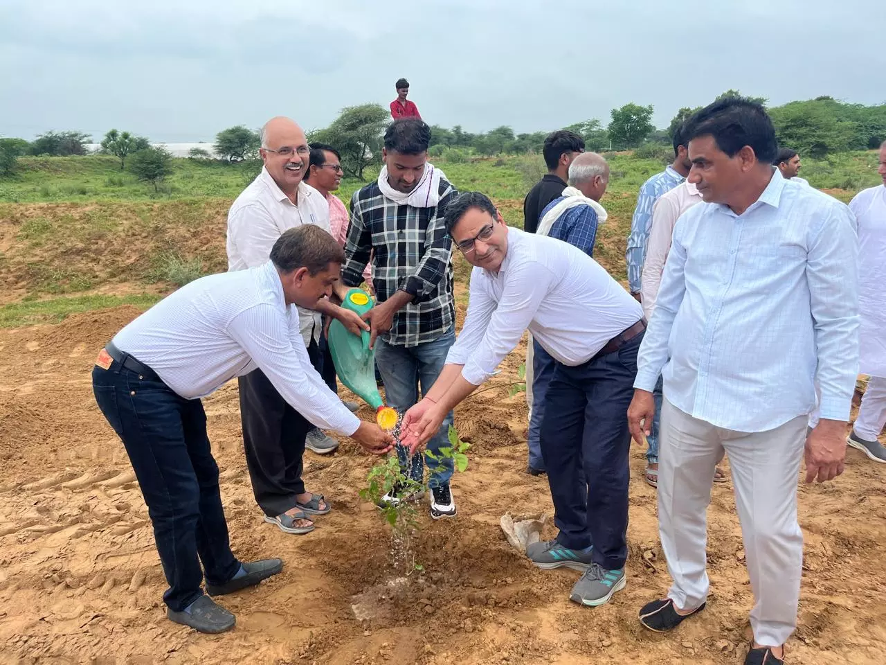 Jaipur: हरियाली तीज के अवसर पर जयपुर को मिली खनिज उद्यान की सौगात Jaipur: हरियाली तीज के अवसर पर जयपुर को मिली खनिज उद्यान की सौगात