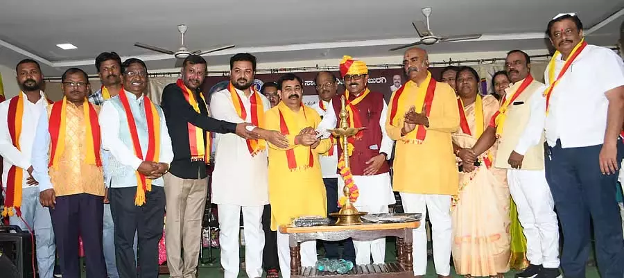 युवाओं को युवा जीवन के महत्व का एहसास कराएं: Jagannatha Tarnalli युवाओं को युवा जीवन के महत्व का एहसास कराएं: Jagannatha Tarnalli
