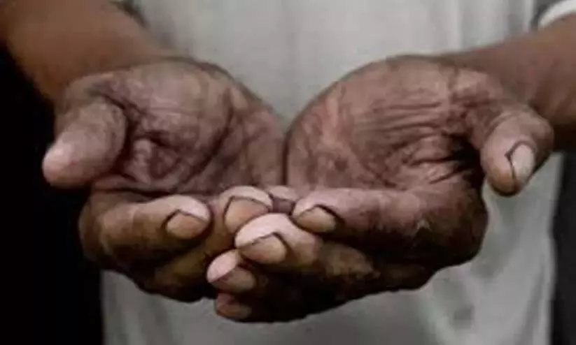 Kerala : मलप्पुरम में अत्यंत गरीब लोगों की सूची में 18022 परिवार के सदस्य है Kerala : मलप्पुरम में अत्यंत गरीब लोगों की सूची में 18022 परिवार के सदस्य है