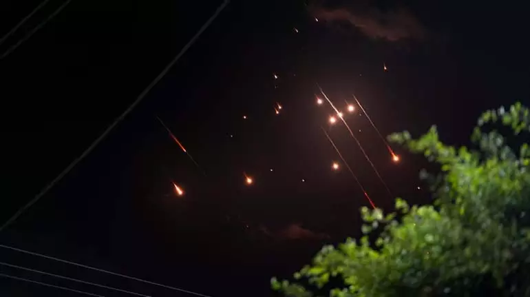 अमेरिका ने 12 दिनों के ईरान युद्ध में लगभग 25% THAAD इंटरसेप्टर दागे अमेरिका ने 12 दिनों के ईरान युद्ध में लगभग 25% THAAD इंटरसेप्टर दागे