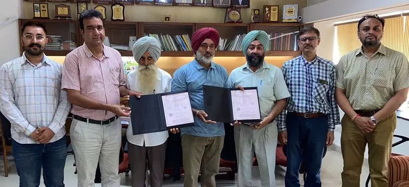 Ludhiana: खरबूजे की किस्म के व्यावसायीकरण के लिए समझौते पर हस्ताक्षर Ludhiana: खरबूजे की किस्म के व्यावसायीकरण के लिए समझौते पर हस्ताक्षर
