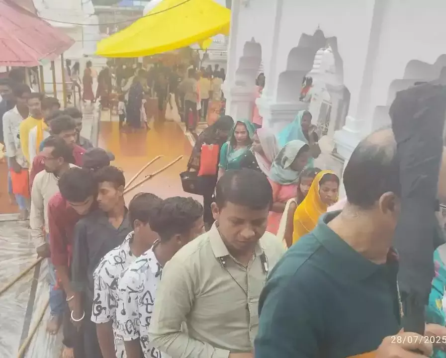 Anuppur: श्रावण मास में नर्मदा जल से जालेश्वर महादेव की पूजा फलदायी Anuppur: श्रावण मास में नर्मदा जल से जालेश्वर महादेव की पूजा फलदायी