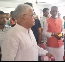 Lucknow: देश की जनसंख्या पर अम्बरीष का बयान, हिंदुओं की हिस्सेदारी घट रही Lucknow: देश की जनसंख्या पर अम्बरीष का बयान, हिंदुओं की हिस्सेदारी घट रही
