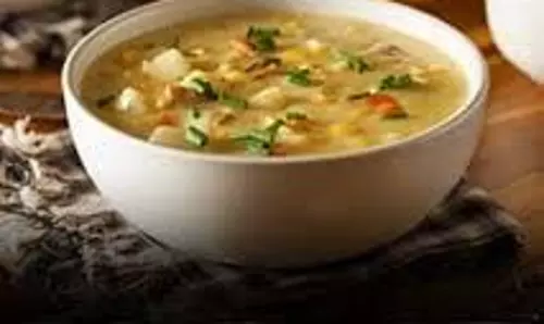 Sweet Corn Soup: घर पर इस आसान और हेल्दी स्वीट कॉर्न सूप को बनाकर बारिश के मौसम में इम्यूनिटी बढ़ाएं