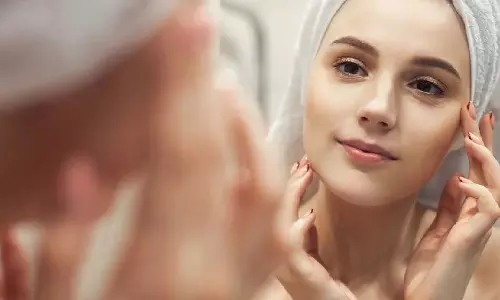 beauty tips :कच्चे दूध से पाएं बेदाग निखार, डार्क स्पॉट्स होंगे गायब और स्किन बनेगी ग्लोइंग beauty tips :कच्चे दूध से पाएं बेदाग निखार, डार्क स्पॉट्स होंगे गायब और स्किन बनेगी ग्लोइंग