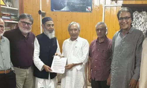 एनएलसीओ ने तारिगामी को गिलसर-खुशालसर संरक्षण ढांचा प्रस्तुत किया एनएलसीओ ने तारिगामी को गिलसर-खुशालसर संरक्षण ढांचा प्रस्तुत किया