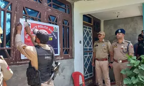 कुलगाम में पुलिस ने एनडीपीएस अधिनियम के तहत लाखों की संपत्ति कुर्क की