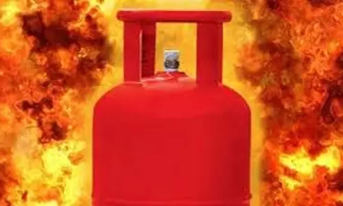 Uttarakhand: LPG गैस लीक होने से बड़ा धमाका Uttarakhand: LPG गैस लीक होने से बड़ा धमाका