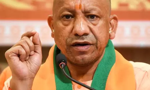 अवसानेश्वर मंदिर हादसा: मृतकों के परिजनों को पांच-पांच लाख रुपए का मुआवजा देगी योगी सरकार