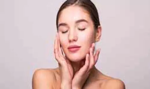 Monsoon Care Tips Oily Skin :मानसून में ऑयली स्किन से हैं परेशान,अपनाएं ये 5 घरेलू टिप्स Monsoon Care Tips Oily Skin :मानसून में ऑयली स्किन से हैं परेशान,अपनाएं ये 5 घरेलू टिप्स