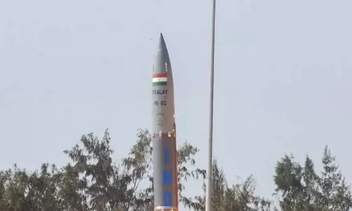 भारत ने ओडिशा से ‘प्रलय’ मिसाइल का पहला सफल परीक्षण किया भारत ने ओडिशा से ‘प्रलय’ मिसाइल का पहला सफल परीक्षण किया