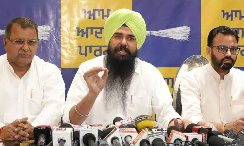 Punjab के आप सांसद मलविंदर सिंह कांग ने पार्टी से कहा, पहले किसानों का विश्वास जीतें