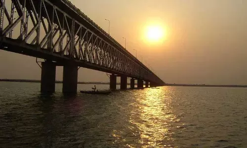 Godavari नदी में उफान के चलते आंध्र सरकार ने बाढ़ की चेतावनी जारी की