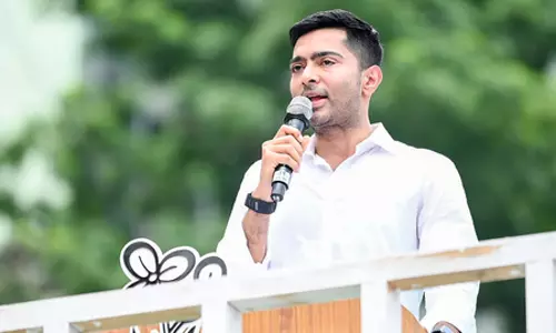 जीत की ट्रॉफी सिर्फ पीओके, क्रिकेट मैदान में नहीं एलओसी पर हो पाकिस्तान से मुकाबला : अभिषेक बनर्जी