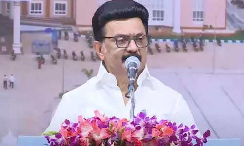 तमिलनाडु की सत्तारूढ़ DMK ने कहा कि वर्ष 2026 में द्रविड़ मॉडल 2.0 शासन देखने को मिलेगा तमिलनाडु की सत्तारूढ़ DMK ने कहा कि वर्ष 2026 में द्रविड़ मॉडल 2.0 शासन देखने को मिलेगा