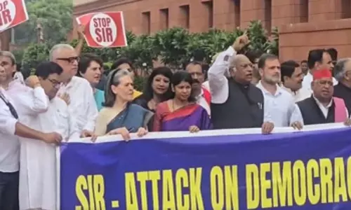 बिहार में एसआईआर के जरिए वोटिंग का अधिकार छीनने की साजिश : खड़गे