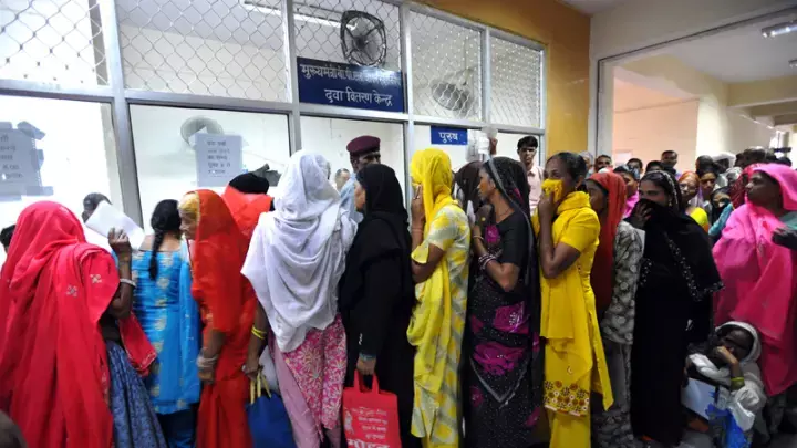 Kerala: अब इंतज़ार नहीं, कतार नहीं; 800 स्वास्थ्य केंद्र ऑनलाइन हो गए Kerala: अब इंतज़ार नहीं, कतार नहीं; 800 स्वास्थ्य केंद्र ऑनलाइन हो गए