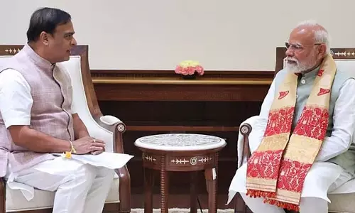 Assam : मुख्यमंत्री ने प्रधानमंत्री मोदी से मुलाकात की