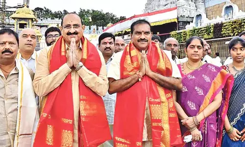हंड्री-नीवा से 3,850 क्यूसेक कृष्णा जल आदिविपल्ली जलाशय में भरा जाएगा : मंत्री निम्मला रामानायडू हंड्री-नीवा से 3,850 क्यूसेक कृष्णा जल आदिविपल्ली जलाशय में भरा जाएगा : मंत्री निम्मला रामानायडू