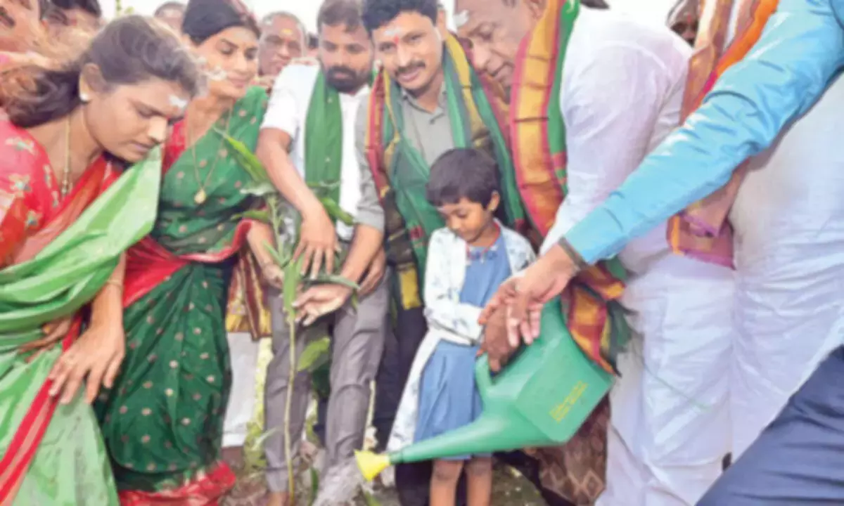 Telangana: ग्रीन इंडिया चैलेंज का 8वां संस्करण शुरू Telangana: ग्रीन इंडिया चैलेंज का 8वां संस्करण शुरू