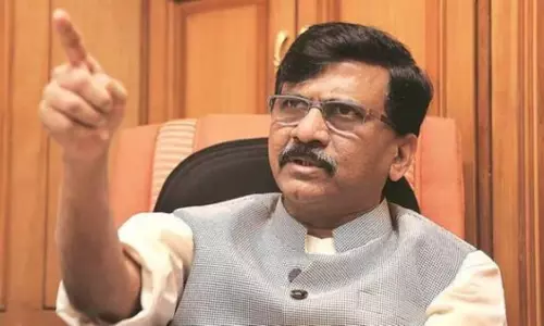 Mumbai: ड्रग्स मामले में खडसे के दामाद की गिरफ्तारी संदिग्ध: संजय राउत Mumbai: ड्रग्स मामले में खडसे के दामाद की गिरफ्तारी संदिग्ध: संजय राउत