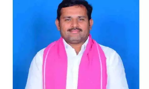 राजनीतिक दलाल सीएम रमेश: लकावत गिरिबाबू राजनीतिक दलाल सीएम रमेश: लकावत गिरिबाबू