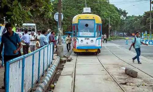 कोर्ट के आदेश की अवहेलना, ट्राम हटाने की कोशिश! विरोध का आह्वान कोर्ट के आदेश की अवहेलना, ट्राम हटाने की कोशिश! विरोध का आह्वान