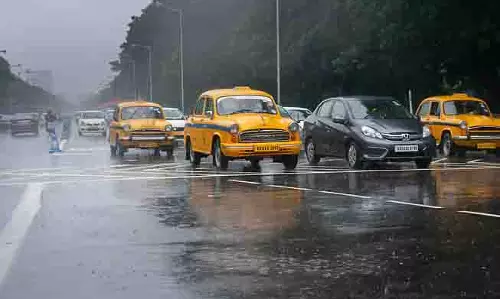 एक विराम के बाद, बारिश फिर से पूरे जोर पर है, यह आपदा कब तक रहेगी? एक विराम के बाद, बारिश फिर से पूरे जोर पर है, यह आपदा कब तक रहेगी?